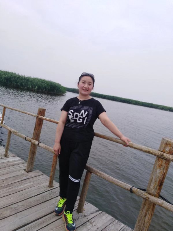 烏仁陶德 檔案學教研室主任 講師