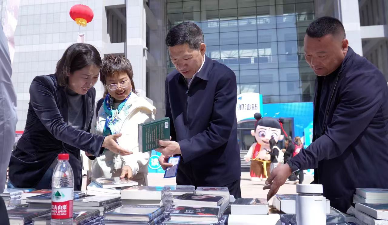 學校啟動2025年“讀書月”系列活動