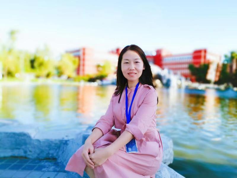 阿梨瑪 行政管理教研室主任 講師